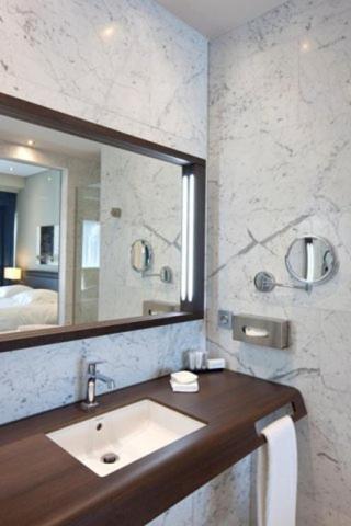 Blue Woods Hotel - Deerlijk Quarto foto